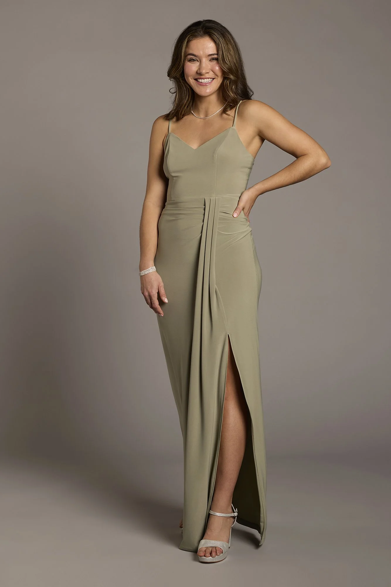 Jersey V-Neck Ruched Sheath Dress - Image 4
