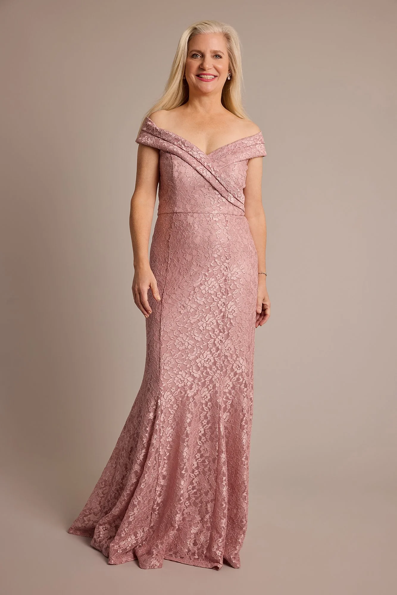 Stretch Lace Off-the-Shoulder Mermaid Dress - Image 3