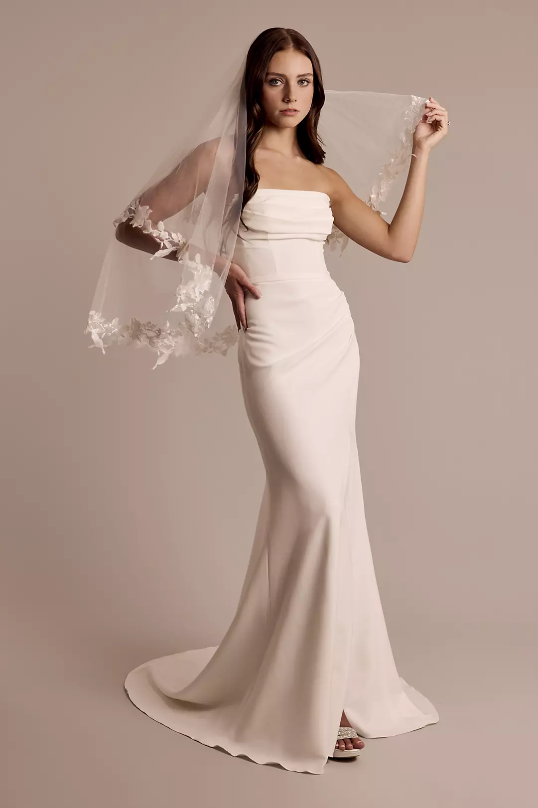 Two-Tier Leafy Lace Edge Mid-Length Veil - Image 59